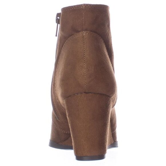 American Rag Baylie Brown Wedge Boots Shoes 9 Medium - Picture 2 of 12